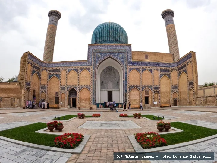Uzbekistan: La Terra di Tamerlano